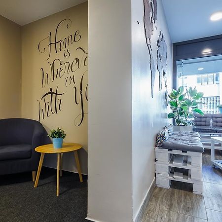 Greenwood Hostel Centrum Warsawa Bagian luar foto