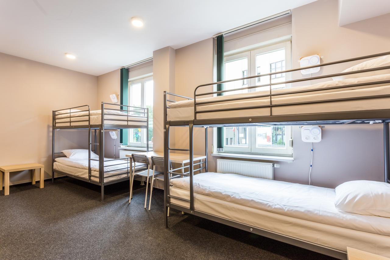 Greenwood Hostel Centrum Warsawa Bagian luar foto