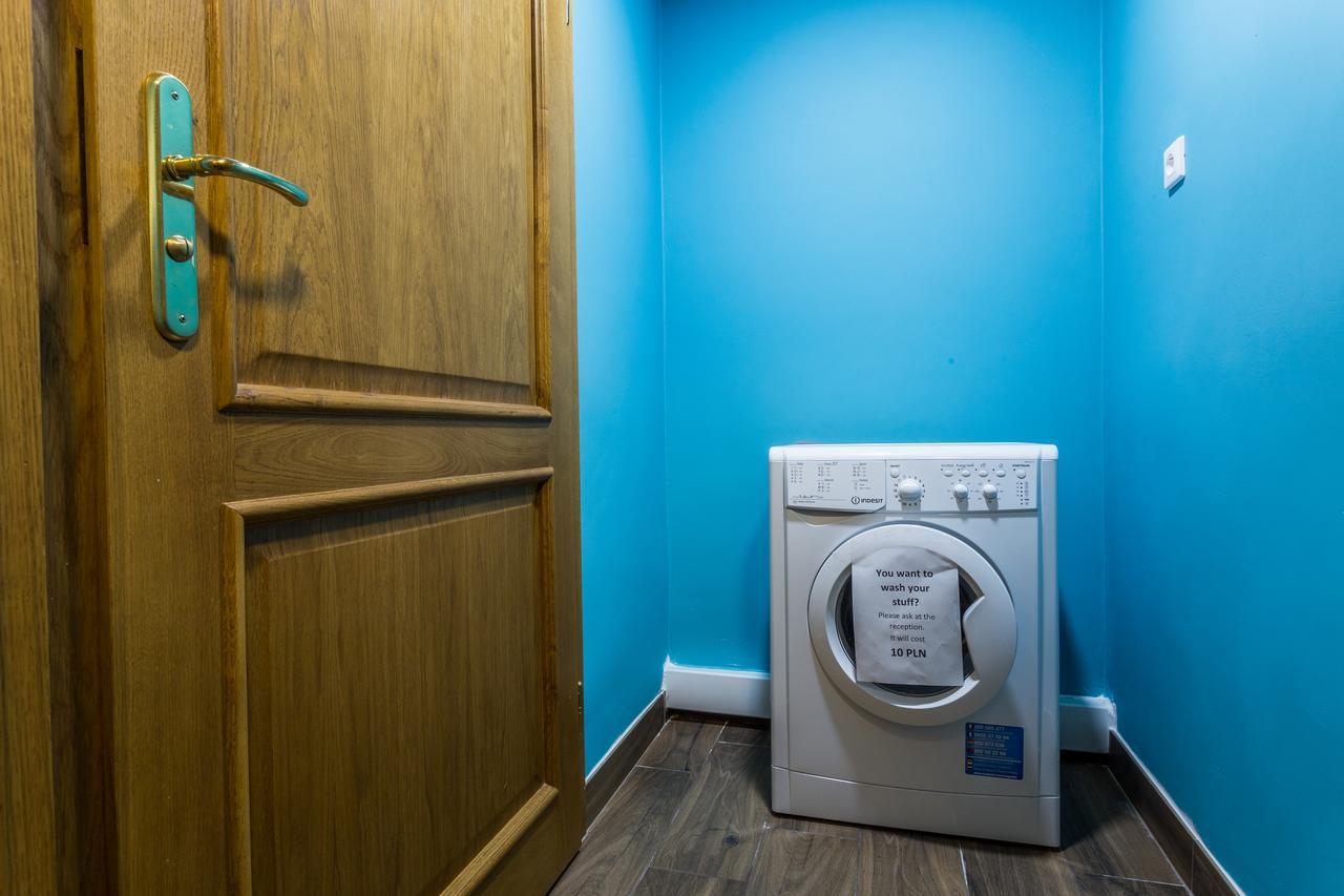 Greenwood Hostel Centrum Warsawa Bagian luar foto